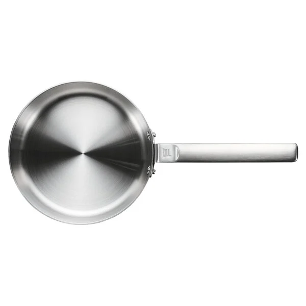 Mastering the Kitchen with the Calphalon 3 Quart Stainless Steel Saucepan
